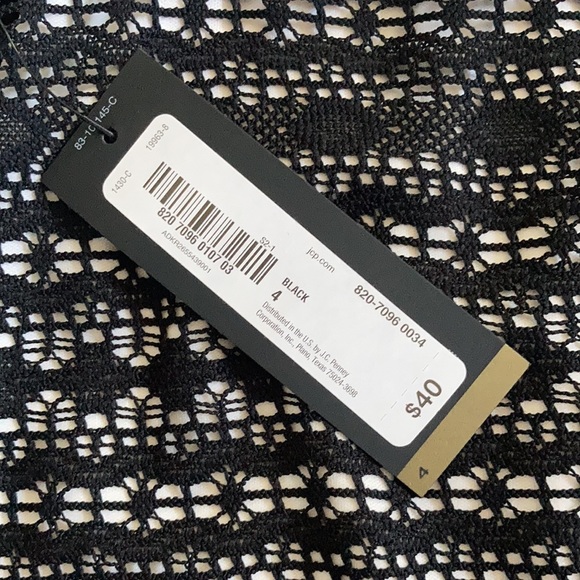 Black lace pencil skirt - Picture 2 of 2